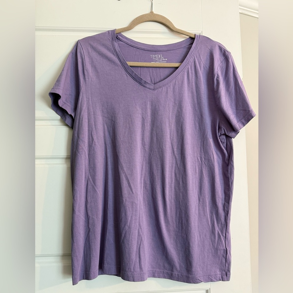 Basic T Bundle! - Picture 6 of 9